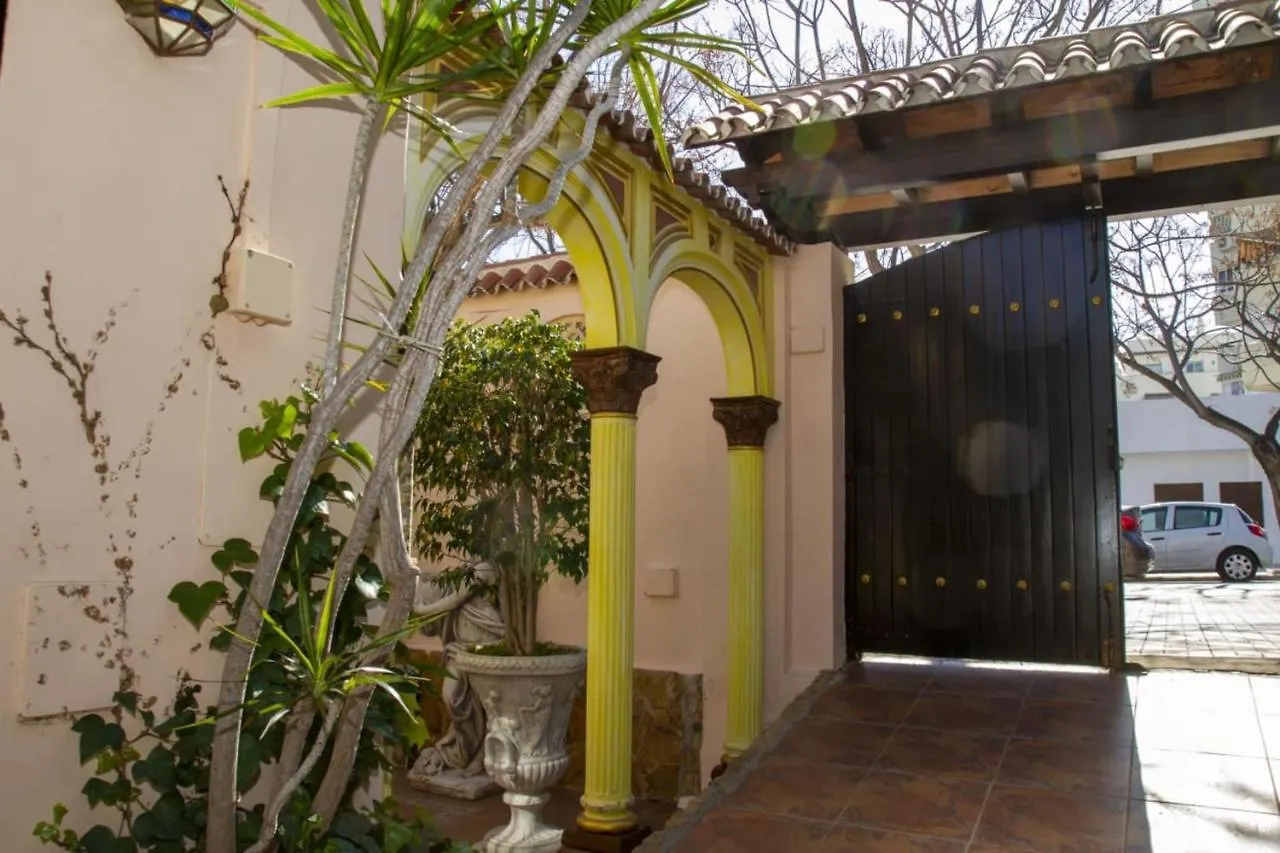 Fantastic Chalet 5 Mins Away From The Beach By Easybnb Torremolinos Spain