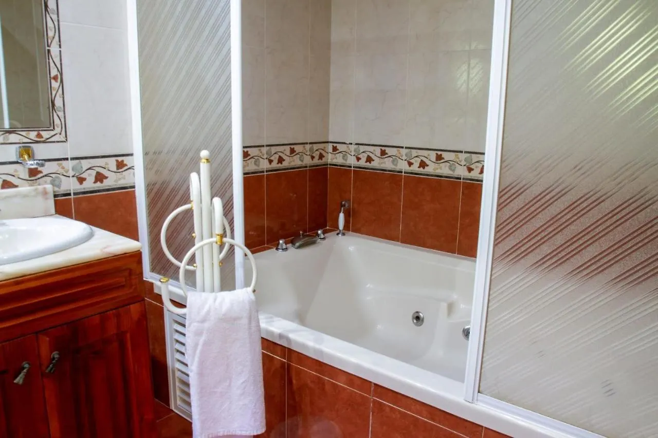 Fantastic Chalet 5 Mins Away From The Beach By Easybnb Torremolinos Španělsko